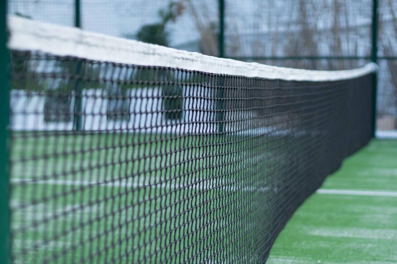 Las Aguas Del Arbuniel Con Pista De Padel Exterior photo